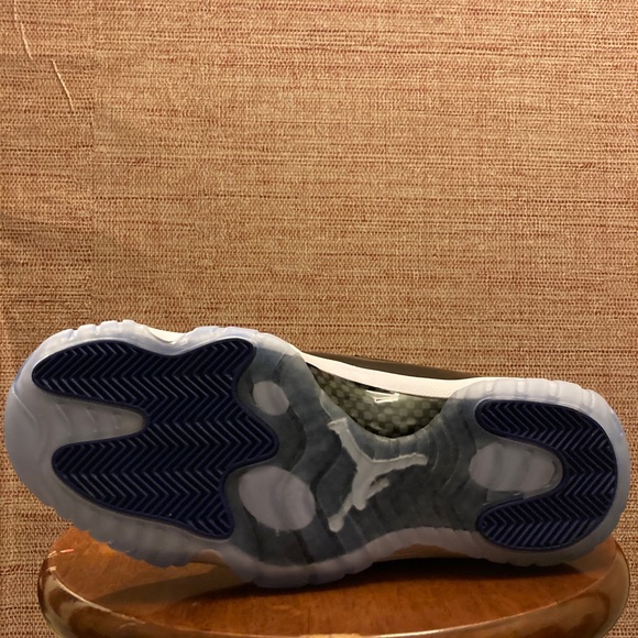 Air Jordan 11 Retro Space Jam 2016 Men’s Size 10 - Picture 3 of 3